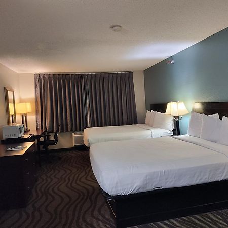 Baymont Inn & Suites By Wyndham Lincoln Ne Екстериор снимка